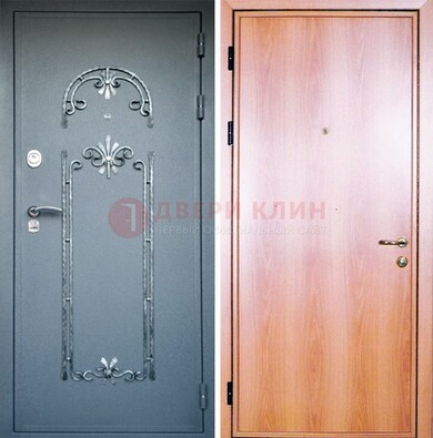 Железная дверь с ковкой ламинат внутри ДК-11 в квартиру в Саратове