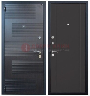 Темная металлическая дверь с МДФ ДМ-105 в деревянный дом в Саратове