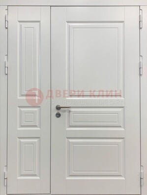 Полуторная светлая металлическая дверь с МДФ ДМ-336 в Саратове