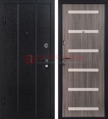 Черная стальная дверь с порошковым окрасом ДП-199 в Саратове