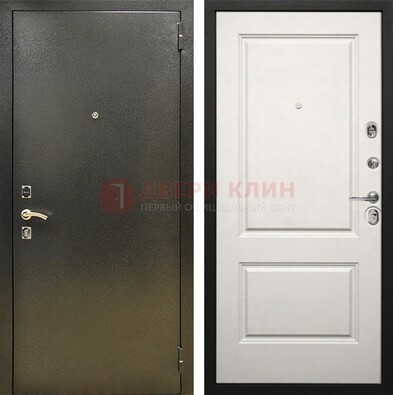 Металлическая темная дверь с порошковым напылением и классической МДФ ДП-298 в Саратове