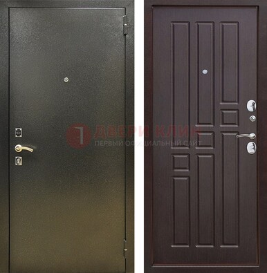 Входная темно-серая дверь с порошковым напылением и коричневой МДФ ДП-301 в Саратове