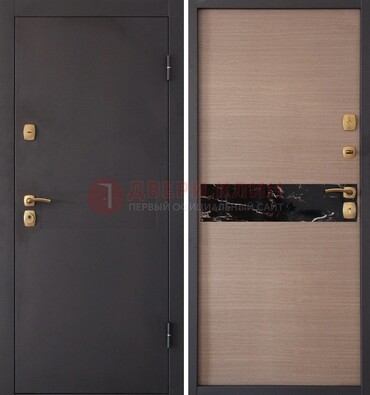 Коричневая металлическая дверь с порошковым окрасом ДП-82 в Саратове