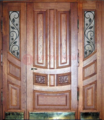 Парадная дверь со стеклом и ковкой ДПР-35 для загородного дома в Саратове