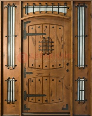 Парадная дверь с коваными элементами ДПР-68 в коттедж в Саратове