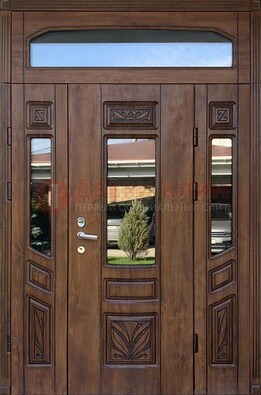Парадная стальная дверь Винорит со стеклом и резьбой ДПР-97 в Саратове
