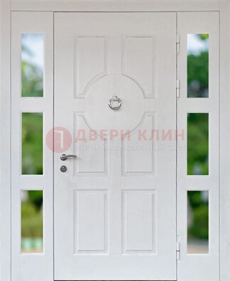 Белая стальная дверь со стеклом и фрамугами ДС-20 в Саратове