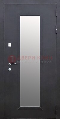 Черная стальная дверь порошок со стеклом ДС-33 в Саратове