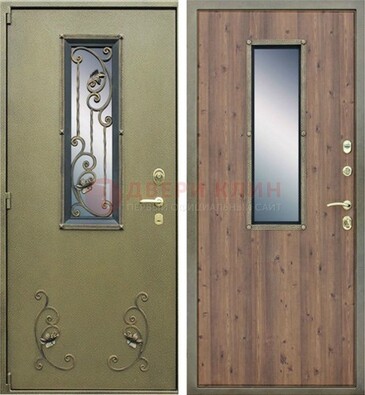 Офисная железная дверь со стеклом и ковкой ДСК-44 в Саратове
