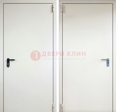 Белая железная техническая дверь ДТ-16 в Саратове