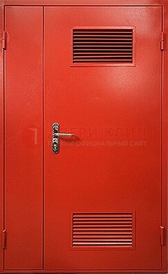 Красная железная техническая дверь с вентиляционными решетками ДТ-4 в Саратове