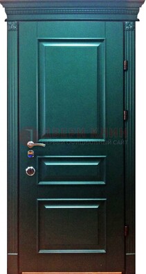 Зеленая входная филенчатая дверь с виноритом ДВТ-62 в Саратове