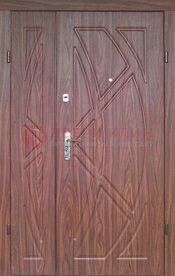 Железная тамбурная полуторная дверь с МДФ ПЛ-7 в Саратове